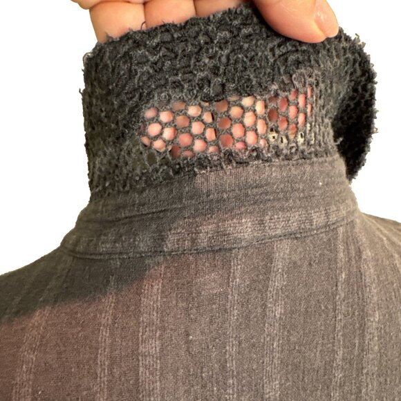 Free People dark Grey Long Sleeve Shirt Lace 100% cotton blouse collard sexy - Picture 9 of 13